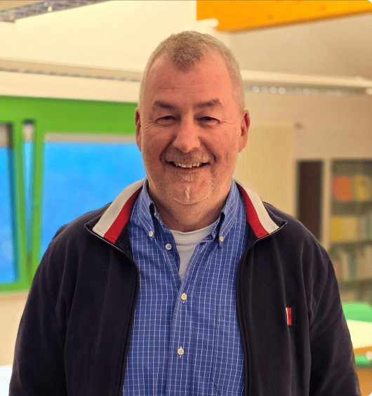 Jakobs Arny - Vice-président